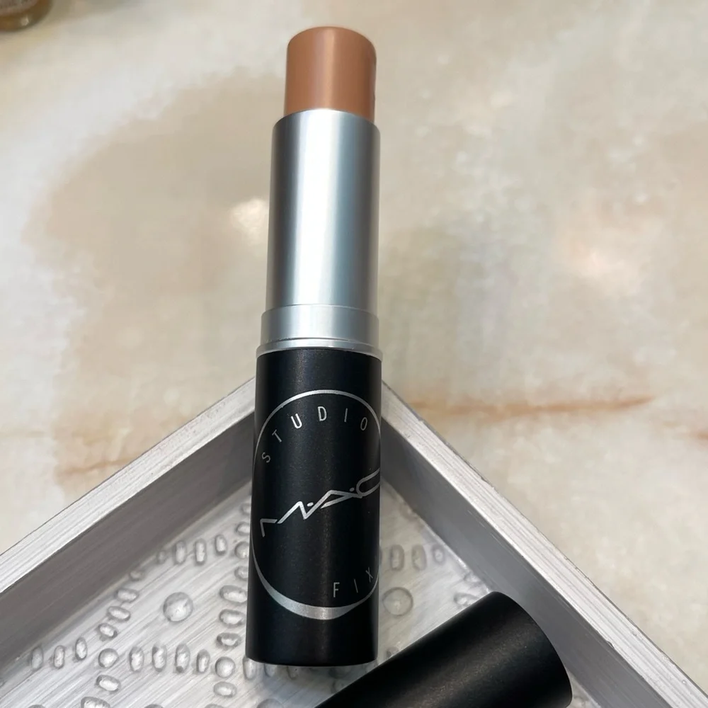 VAULTED ~ MAC ~ ‘NW20’ Studio Fix Soft Matte Foundation Stick ~ FS ~ RARE & HTF